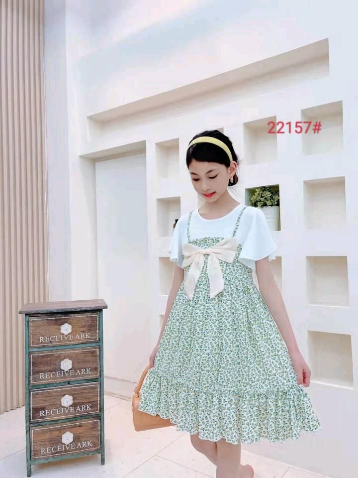 新品女童连衣裙110-150可以穿到1.5米，快来入手，量大从优-偶来送服装新品