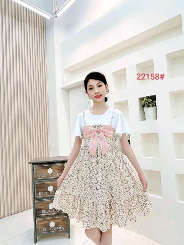 新品女童连衣裙110-150可以穿到1.5米，快来入手，量大从优-偶来送服装新品