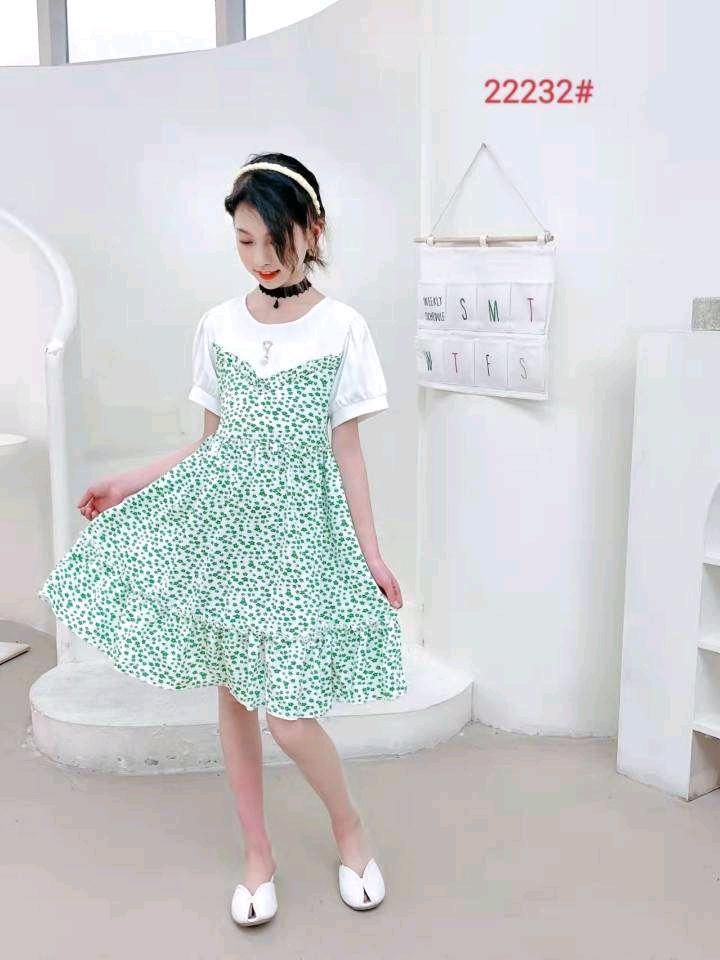 新品女童连衣裙110-150可以穿到1.5米，快来入手，量大从优-偶来送服装新品