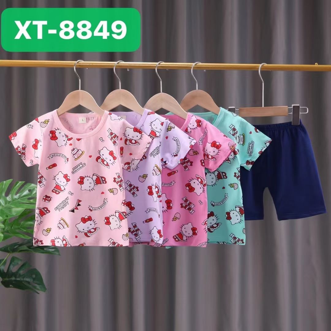 女童花纹小体恤外贸货-偶来送服装新品